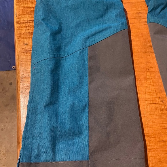 Snow pants - Picture 4 of 4